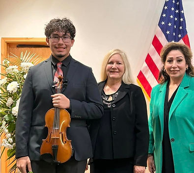 Erik winning the Scholarship Competition at age 15.