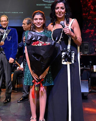 Sarah, violin student of Anna Rose playing in Murrieta, California