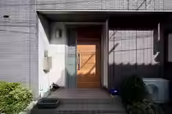 minimalist-house-entrance-japan_23-2149301071
