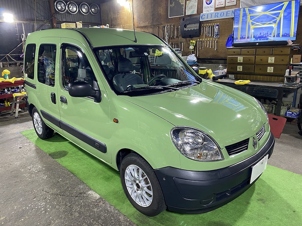 ディテイリングサービスが完了しました、入庫時とは別の車のようです。