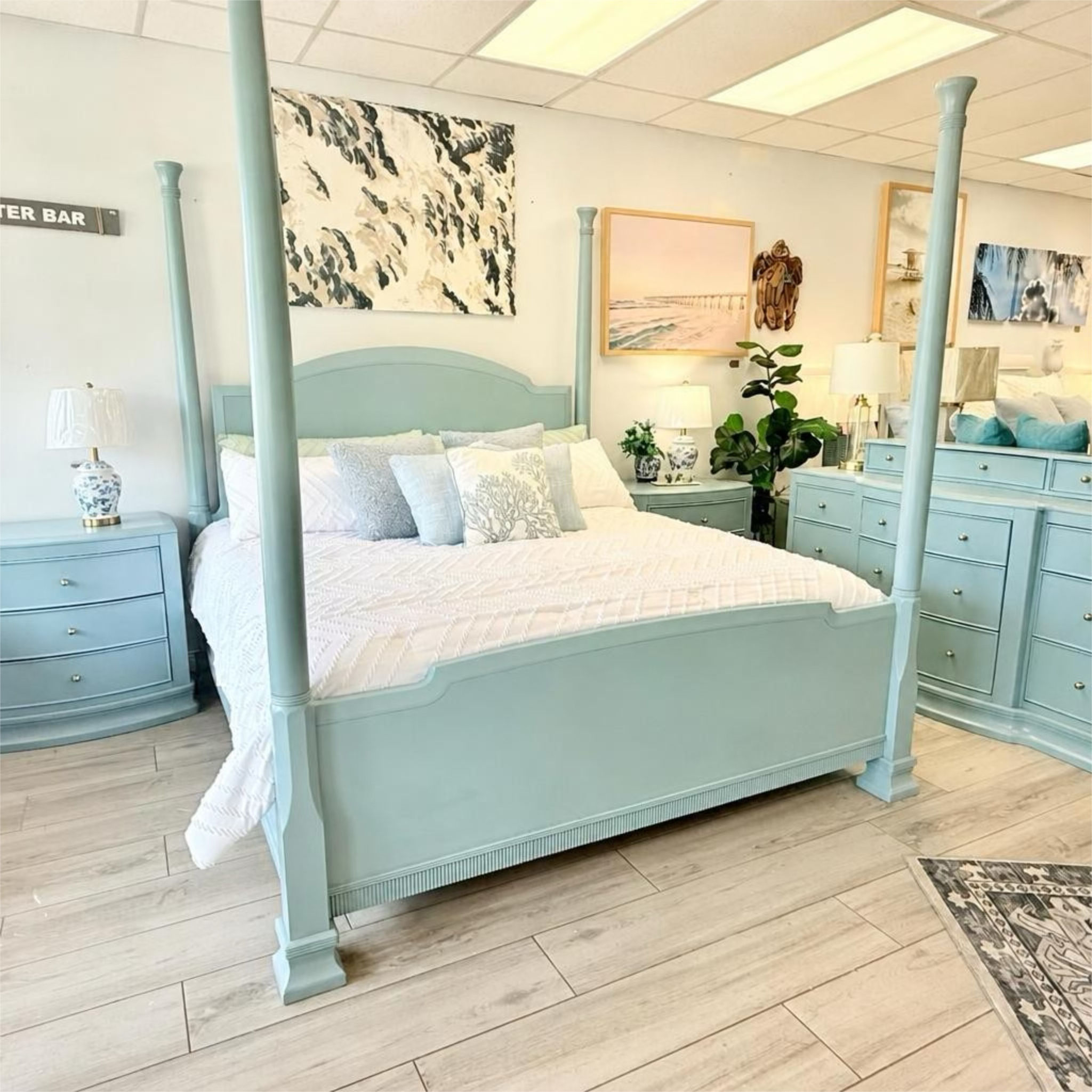 King Poster Coastal Blue Bedroom - Wuthering Heights