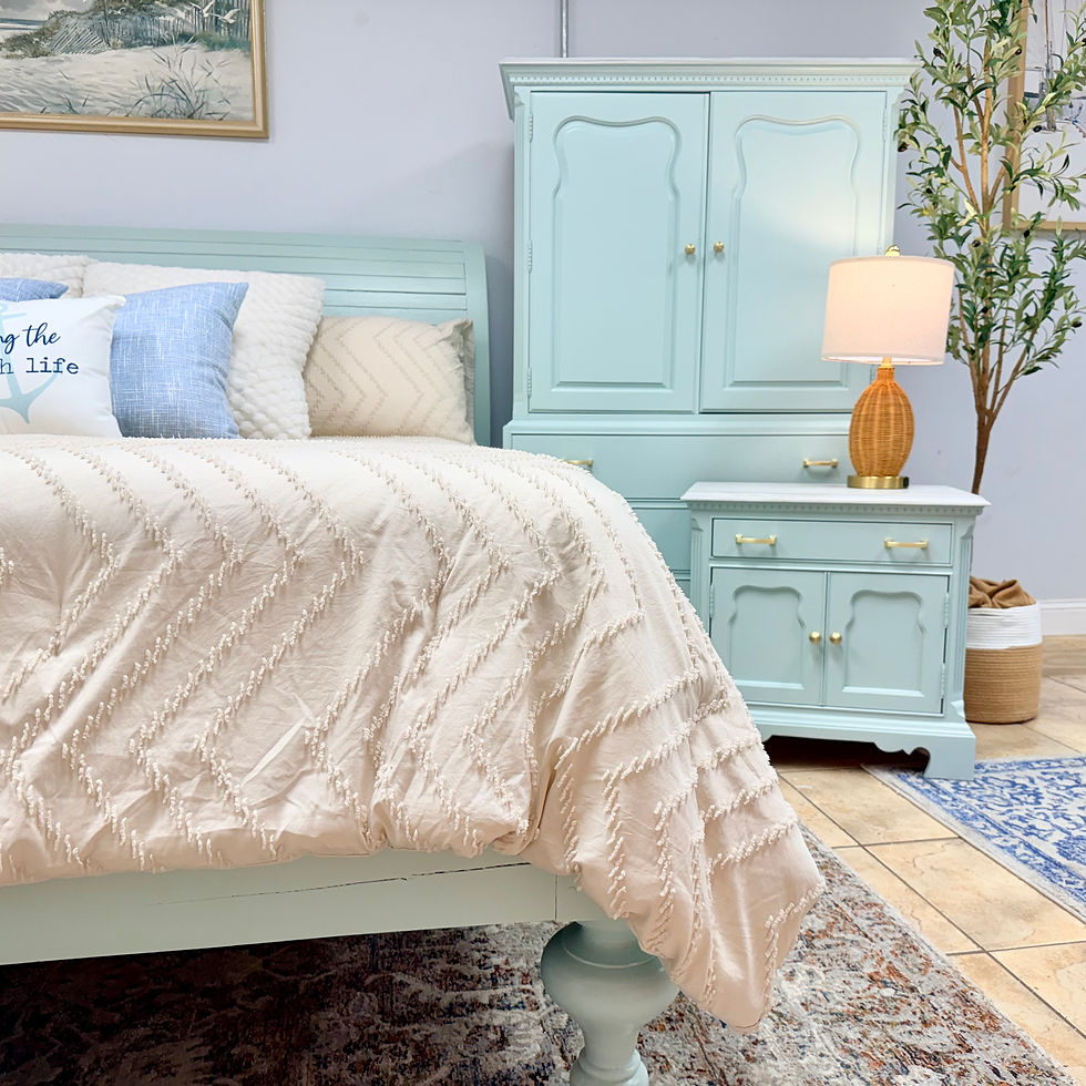 Thumbnail: Thomasville Palladian Blue King Bedroom w/ Platform Bed 