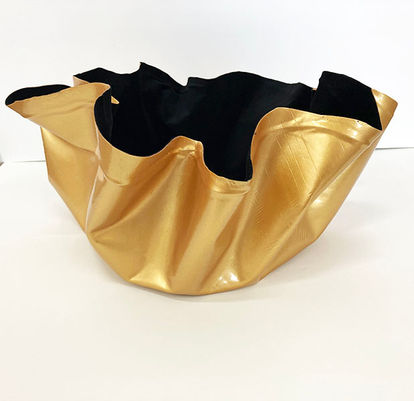 Giovanni Aloi_Dialogue 5_acrylic & velvet_Left 12 x 9.5 x 16 inches, _2022_Lesley Bodzy (1