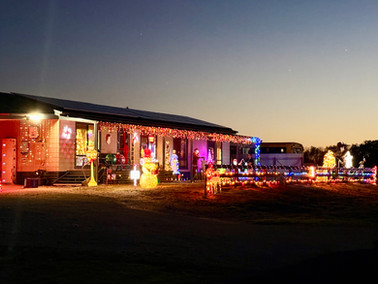 10 Third Street 2025 Christmas Lights Display