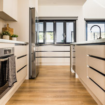 White Hut on Golflinks Accommodation Kitchen
