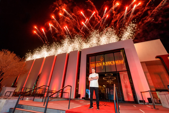 Gordon Ramsay Hell's Kitchen Restaurant at Caesars Palace Makes Fiery Debut!