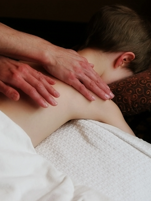 massage enfant bien etre detente