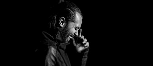 DJ David Puentez im Fotostudio