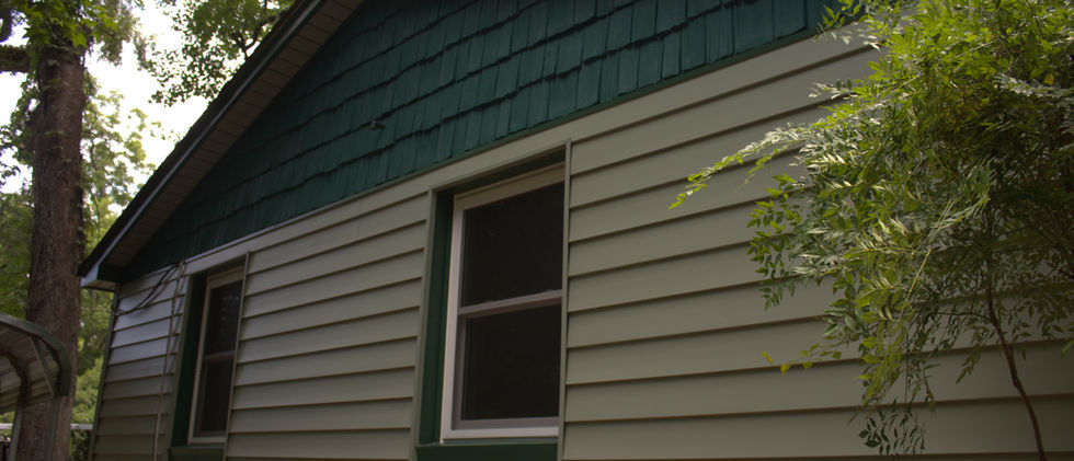 Tan Vinyl  siding 