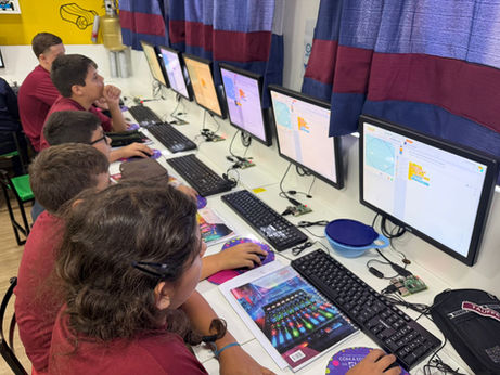 Algoritmos e Variáveis: Construindo o Raciocínio Lógico no Dia a Dia