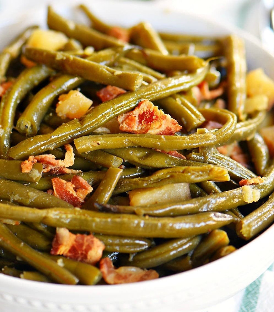 slow-cooker-green-beans-with-bacon-potatoes-recipe.jpg