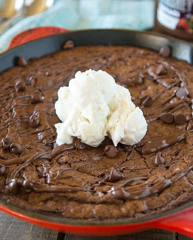 Triple-Chocolate-Brownie-Skillet-3.jpg