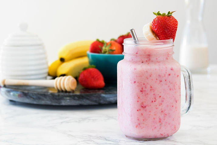 homemade-strawberry-banana-smoothie-recipe-2097147035-2969c77d429745eb8d53d31c8ce9e8e9.jpg