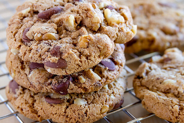 Chocolate-Chip-Walnut-Cookies_7.jpg