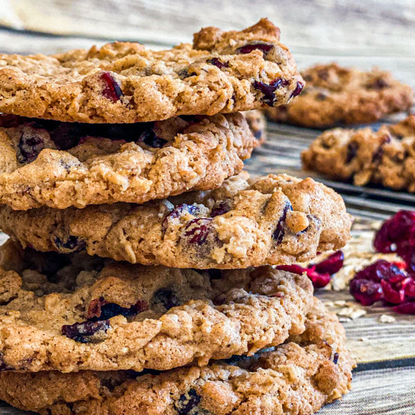 Fresh-Cranberry-Oatmeal-Cookies-06.jpg