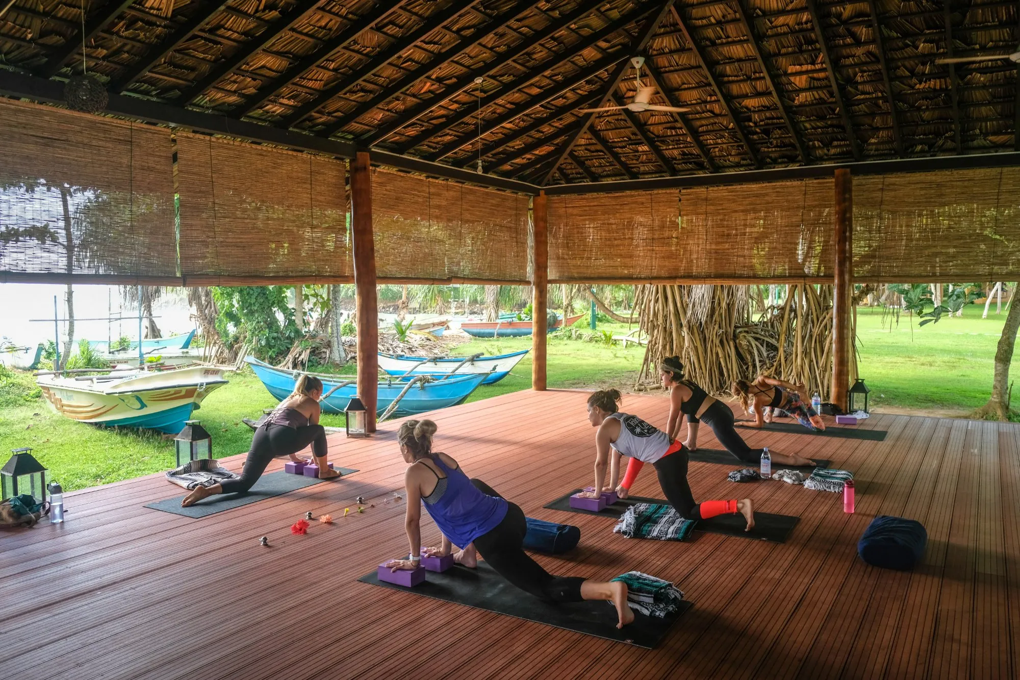 TALALLA-RETREAT-yoga.webp