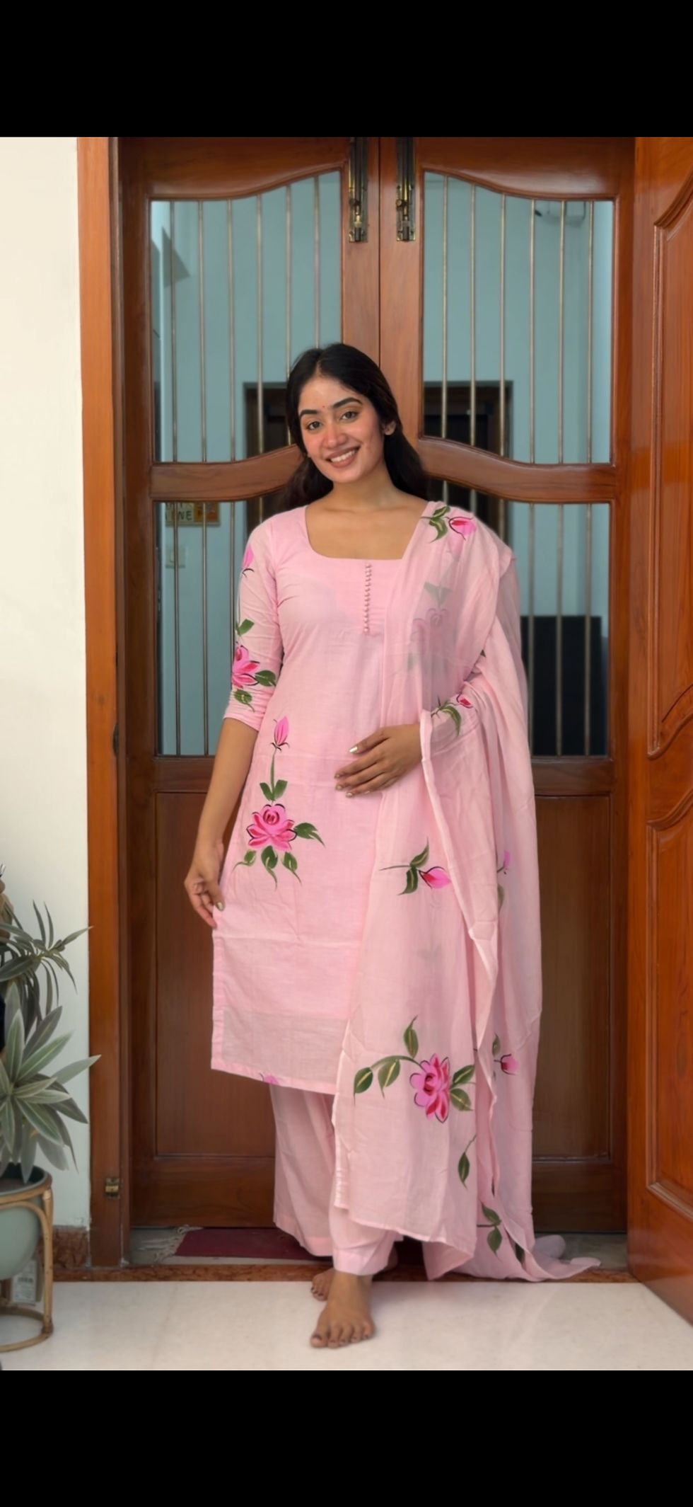Thumbnail: Hand painted salwar set - Light pink 