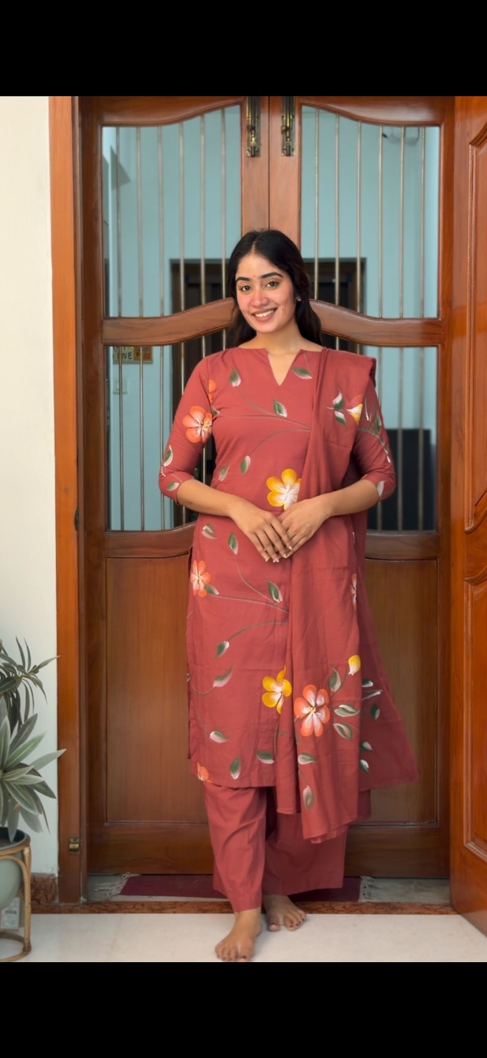 Thumbnail:  Hand painted salwar set - Faded red 