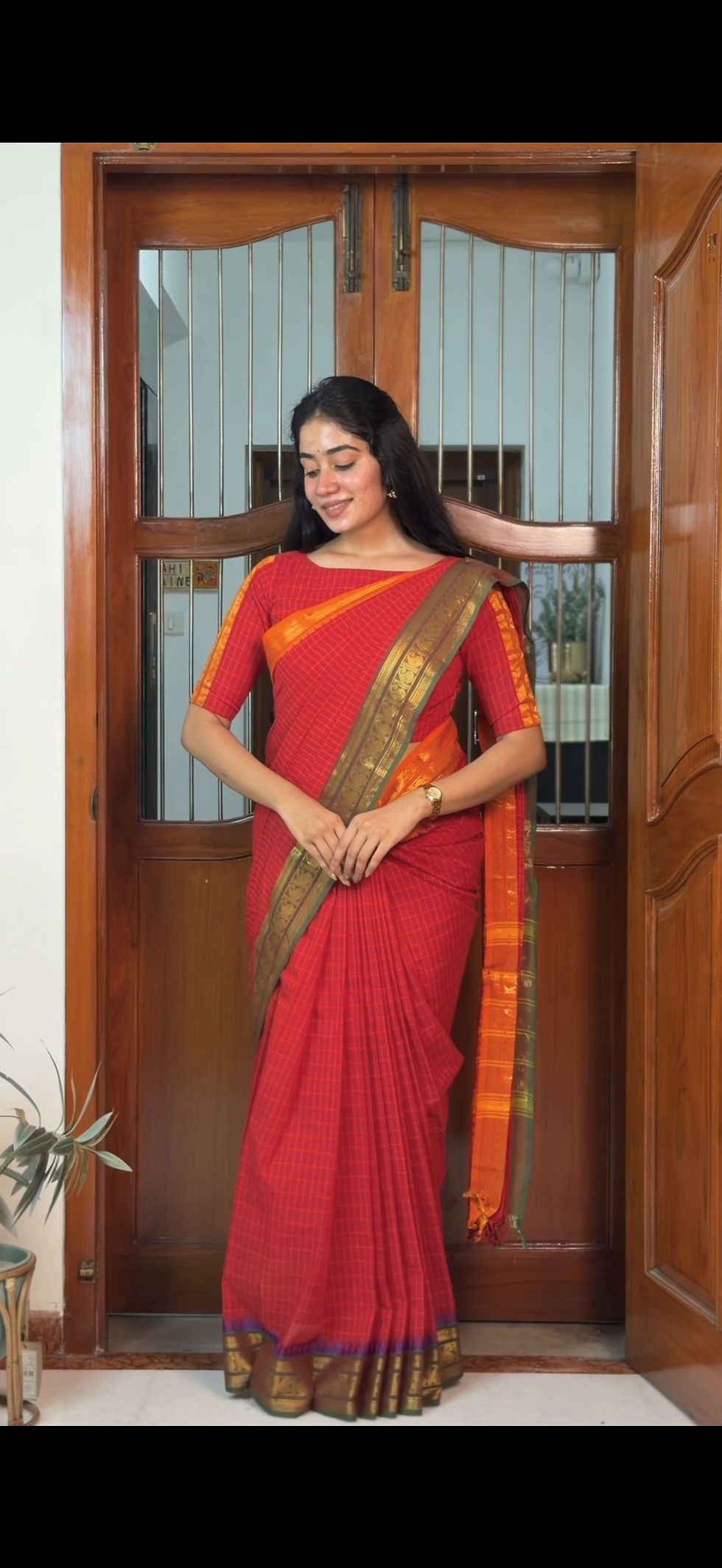 Thumbnail: Kanchi cotton saree - Chilli red Kattam ( Ganga Jamuna 