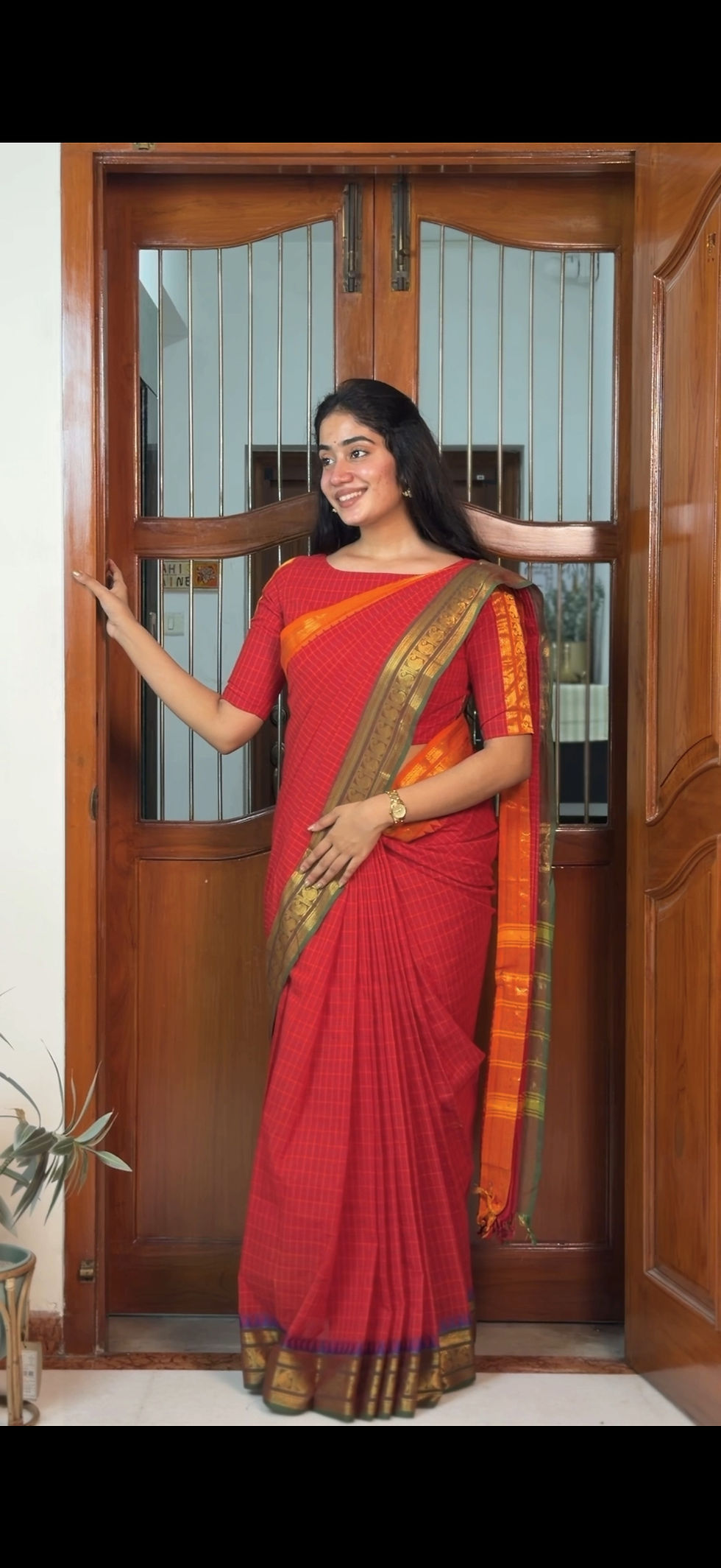Thumbnail: Kanchi cotton saree - Chilli red Kattam ( Ganga Jamuna 