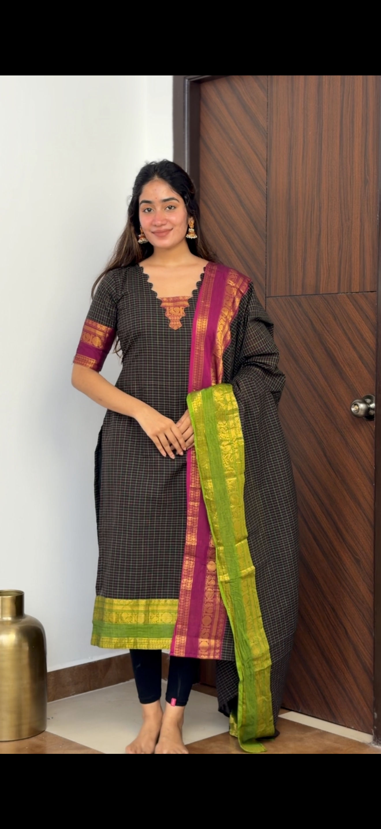 Kanchi cotton kurti & dupatta - Black kattam ( Ganga jamuna)