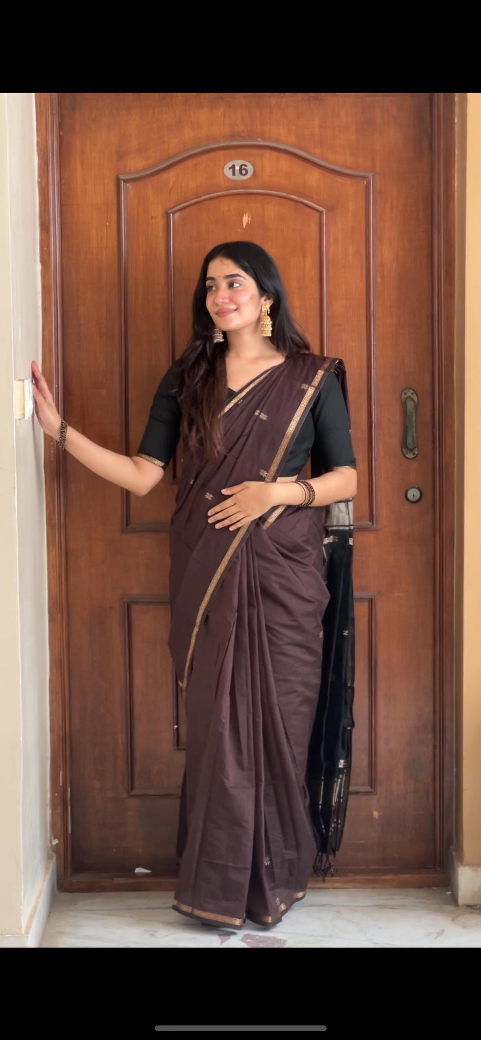 Thumbnail: Maheshwari cotton saree - Deep brown & black 