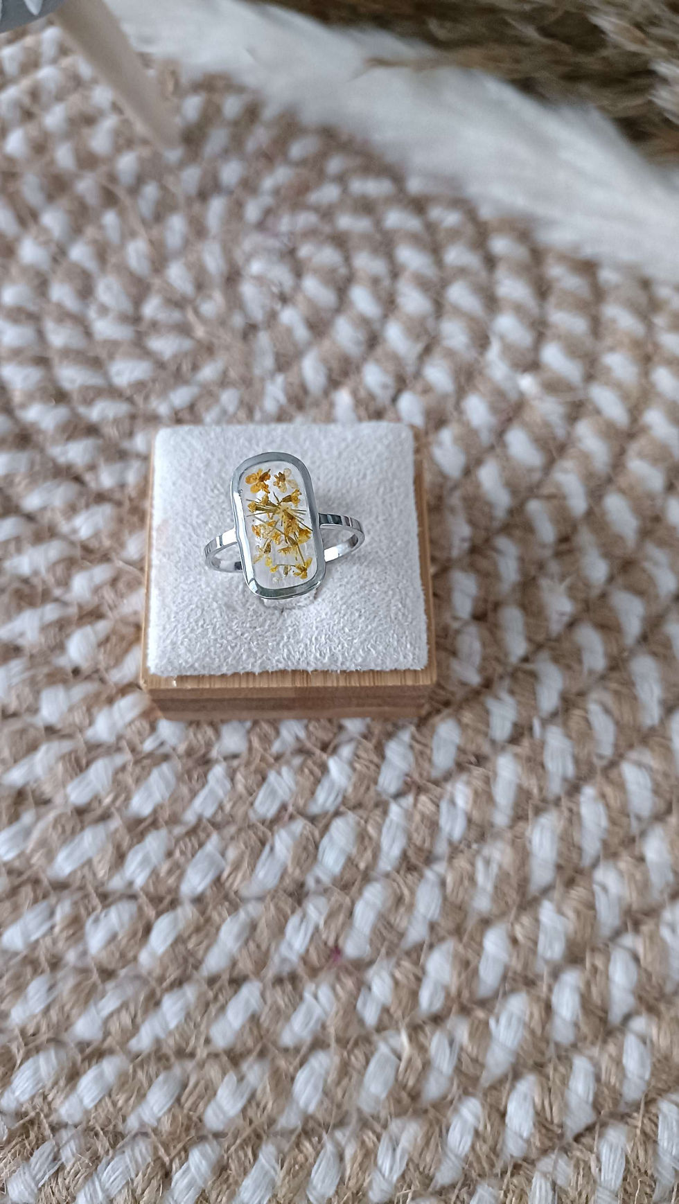 Miniature : Bague résine et fleurs séchées argentées 