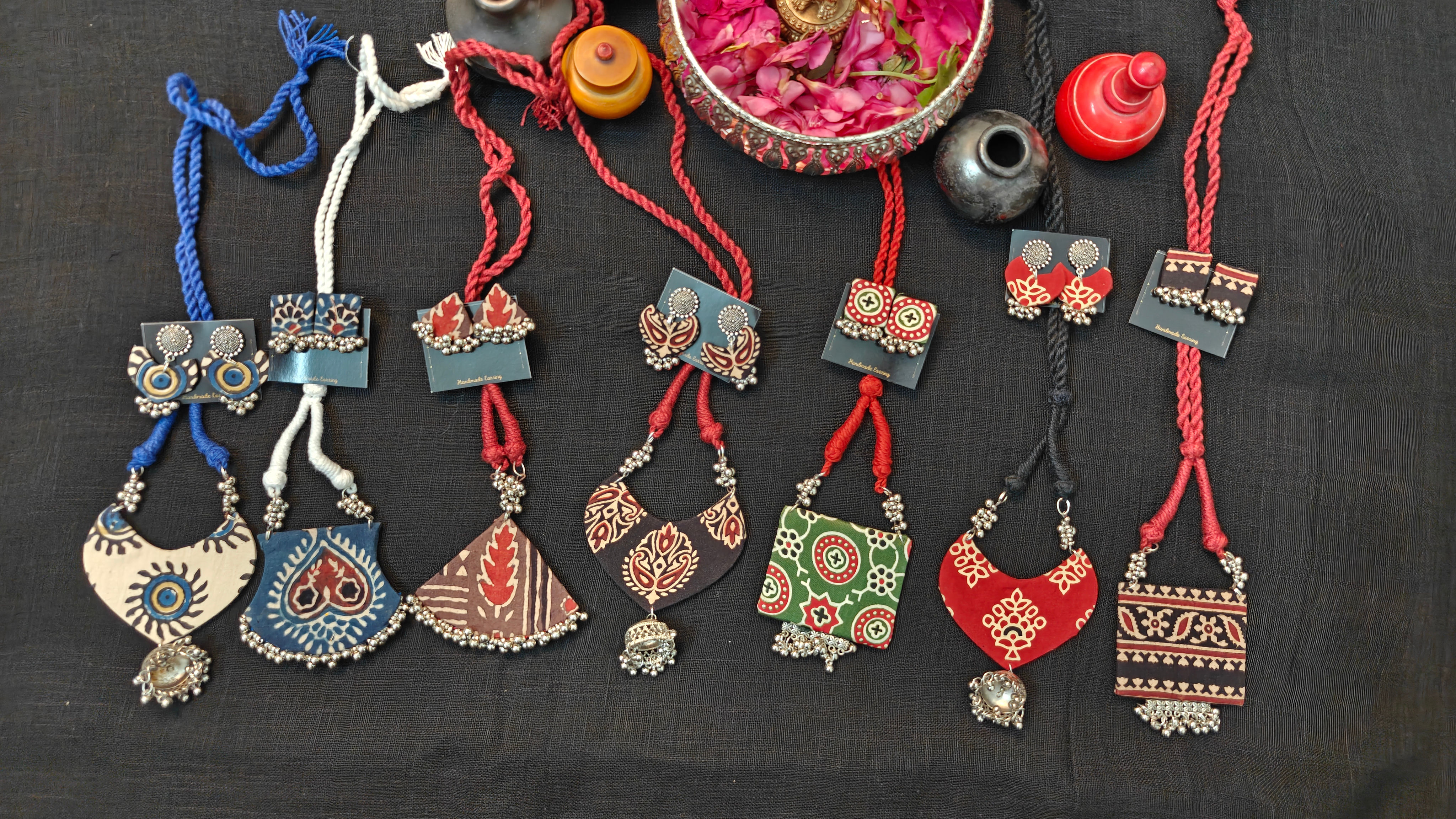 Handmade fabric jewellery set (Pack of 5)
