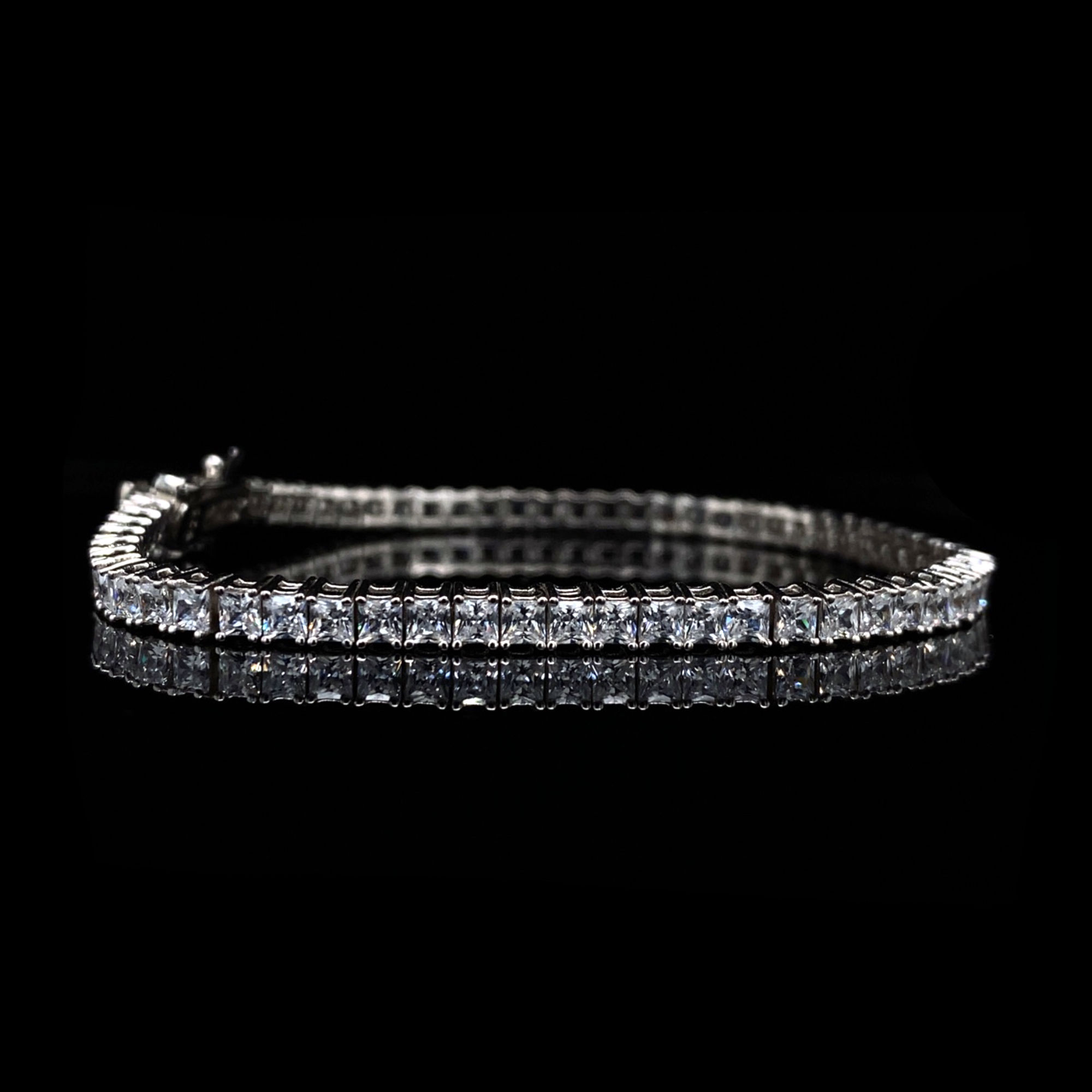 Princess Cut Diamond Tennis Bracelet in White Gold