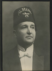 LeeParrish1915-42Recorder.jpeg