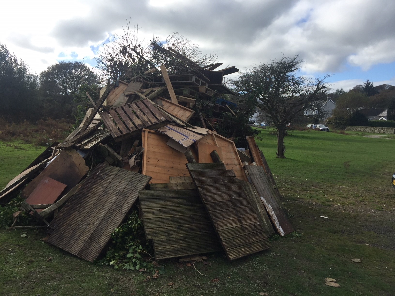 Bonfire 2017 Clearbrook Village Hall