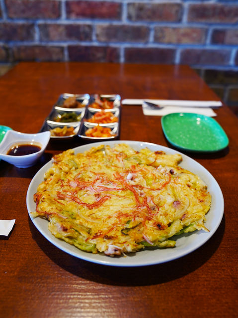 Mama's Kitchen Korean Tofu House in Grand Prairie, TX 75051 - Restaurants near me, Food near me, Places to eat, Korean restaurants, Korean food, Korean food near me, K-food, Places to Eat Near Me, Diner, Restaurants Nearby, Local Restaurants, Take Out Restaurants, Asian restaurant, Restaurants that deliver, Soup, Stew, Soon tofu soup, Bulgogi, Kimchi, Noodle, Bibimbap, Dumpling, Seafood Pancake, Japchae, Tteokbokki, Yukgaejang, Soontofu, Selloeongtang, LA Galbi, Teriyaki chicken