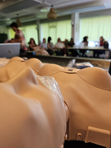 Reanimatietraining en gebruik AED bij Manueel-Fysiocare; kennis is weer up-to-date