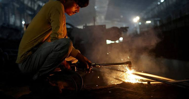 industrial output indian economy.jpeg