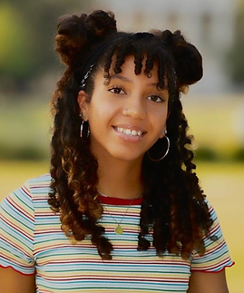 Zari Photo.png