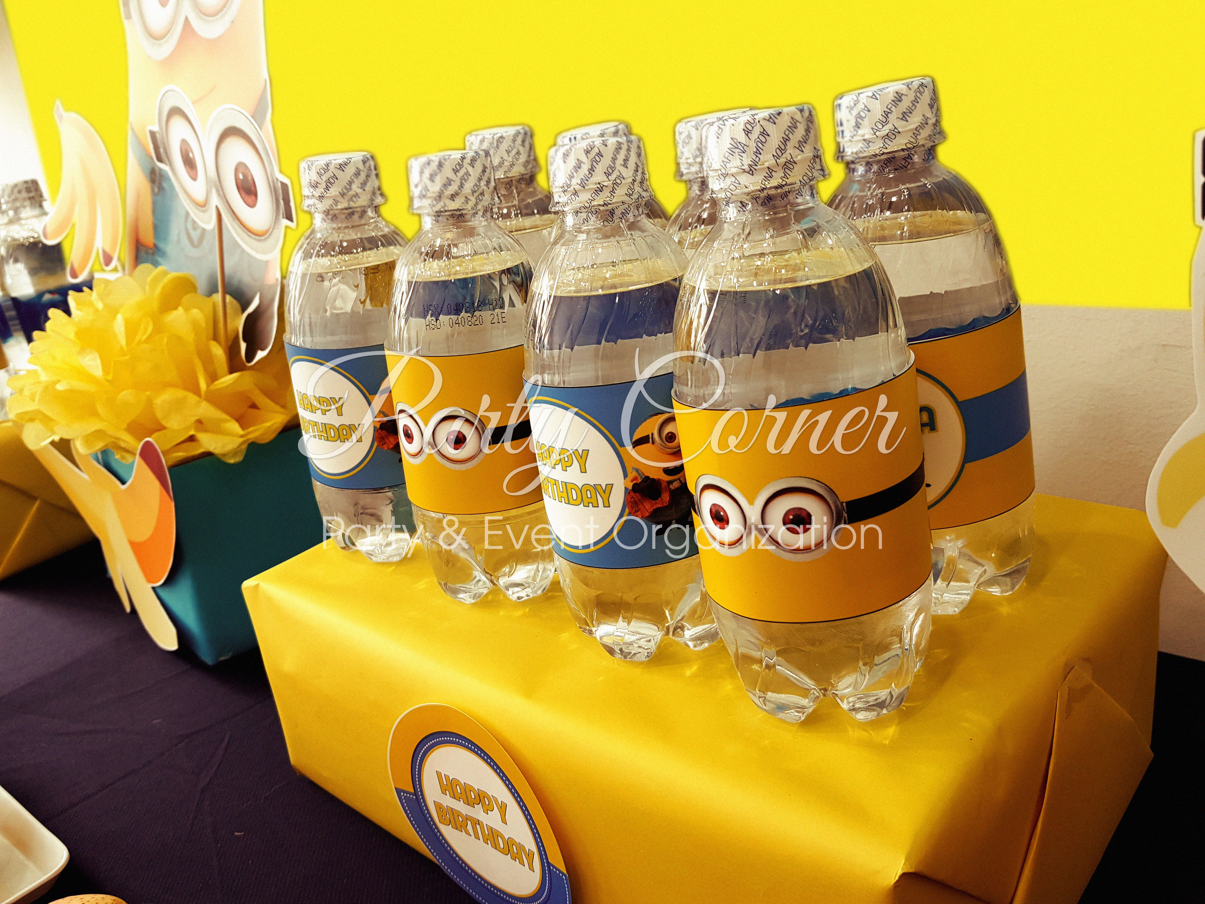 Nhãn dán chai nước trang trí sinh nhật theme Minion