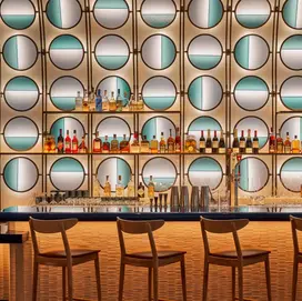 Retails, Restaurants and bars