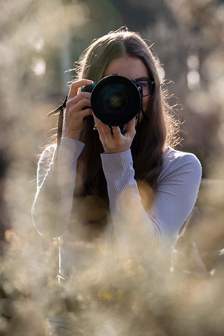 Fotografie von Anna Hüsges während sie fotografiert