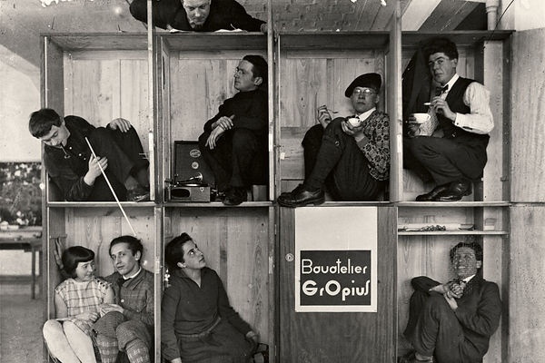 Edmund Collein Bauatelier Gropius,1927-2