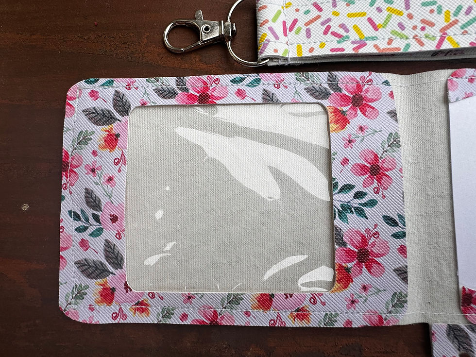 Thumbnail: Pink Floral Faux Leather printed card wallet