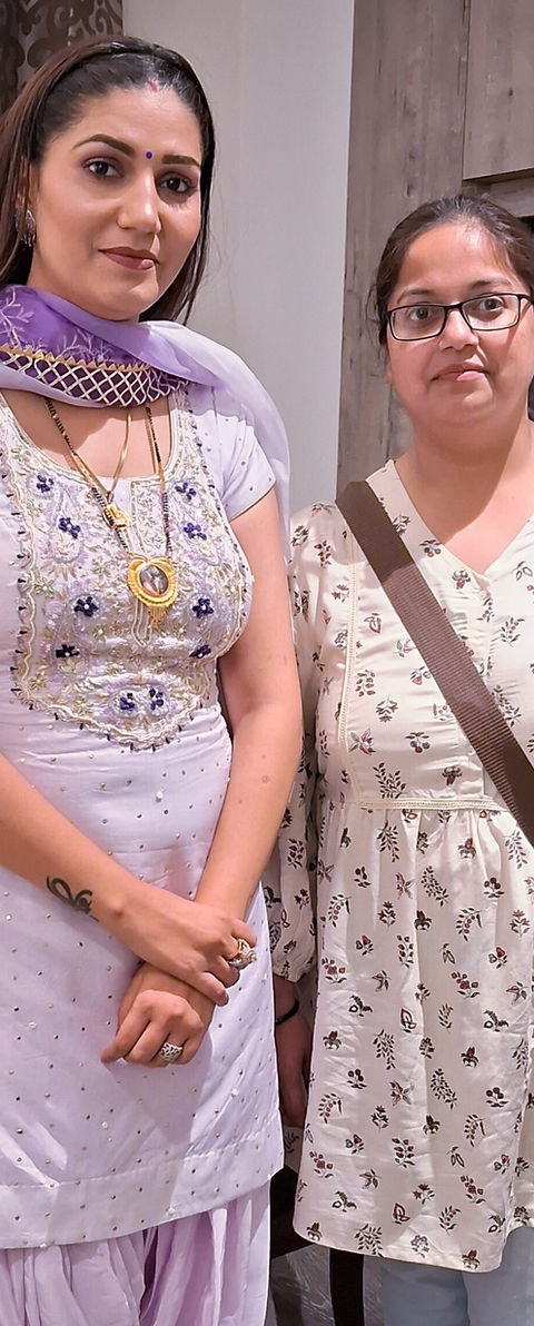 Contact number of Sapna Chaudhary, Email, whatsapp