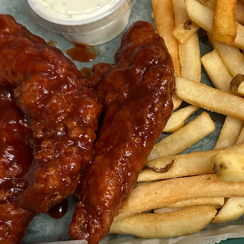 Tiras de pollo con salsa barbacoa