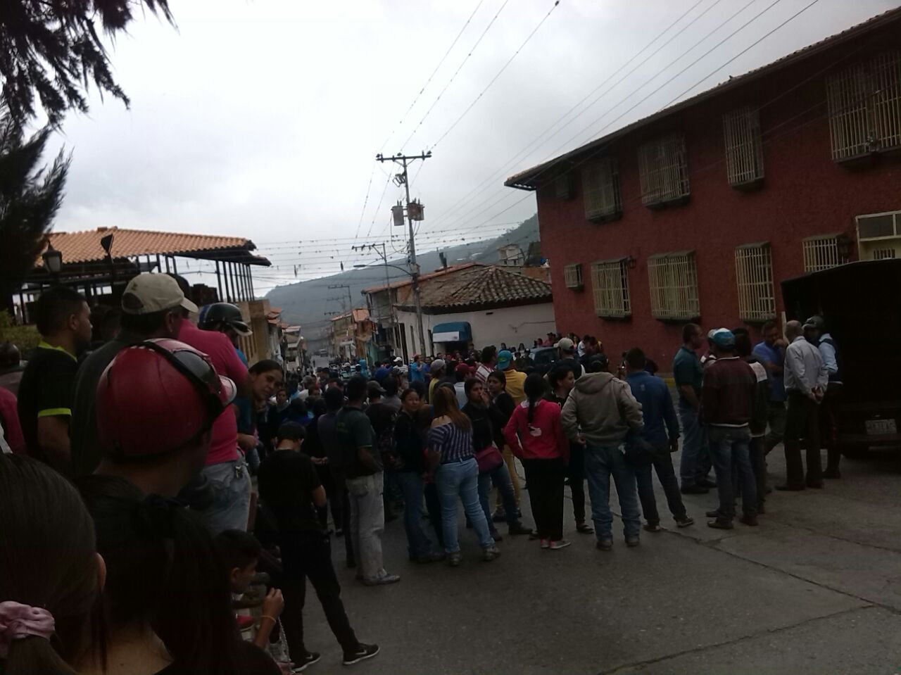 TIMOTES 4