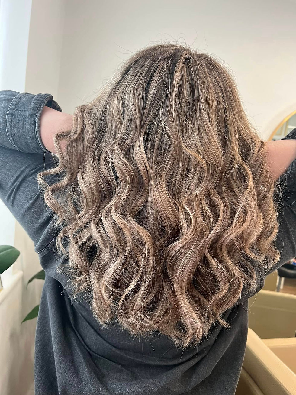 Balayage Specialist 3.jpg