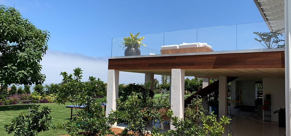 second_floor_porch_glass_rail.jpg