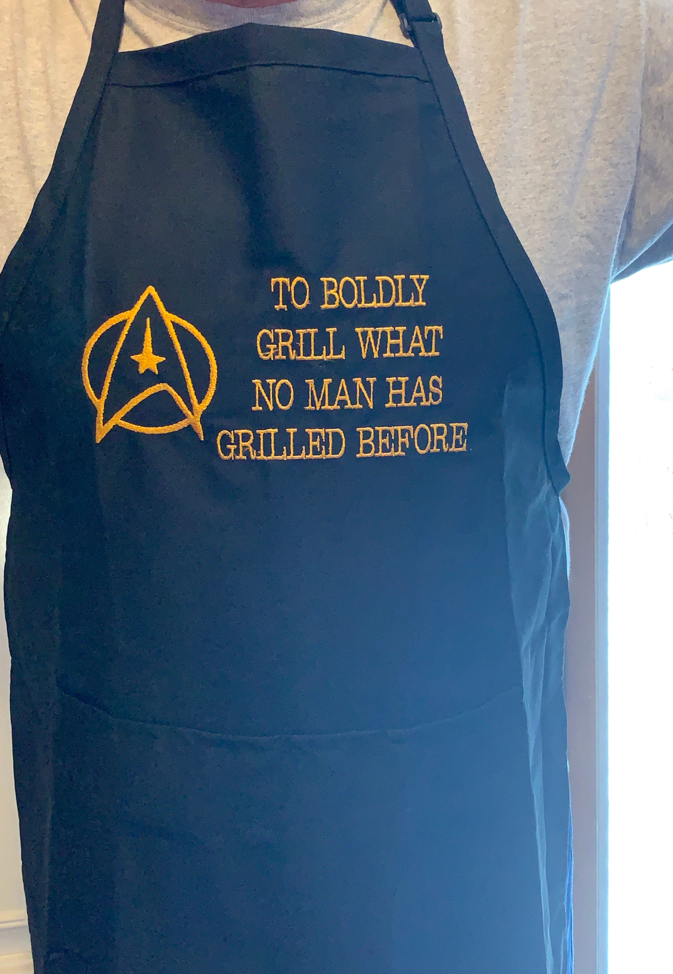 APRON - To Boldly Grill