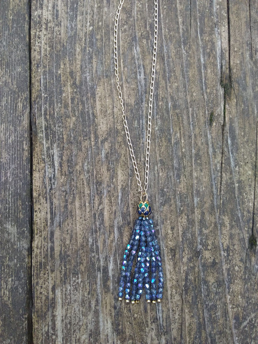 Thumbnail: Tassel necklace