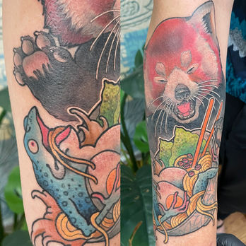 red panda tattoo, frog tattoo, Oahu tattoo artist,