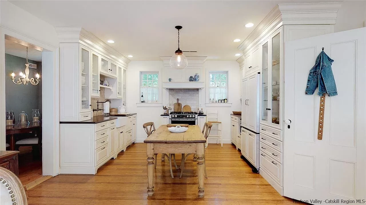 Jordan Chris Properties