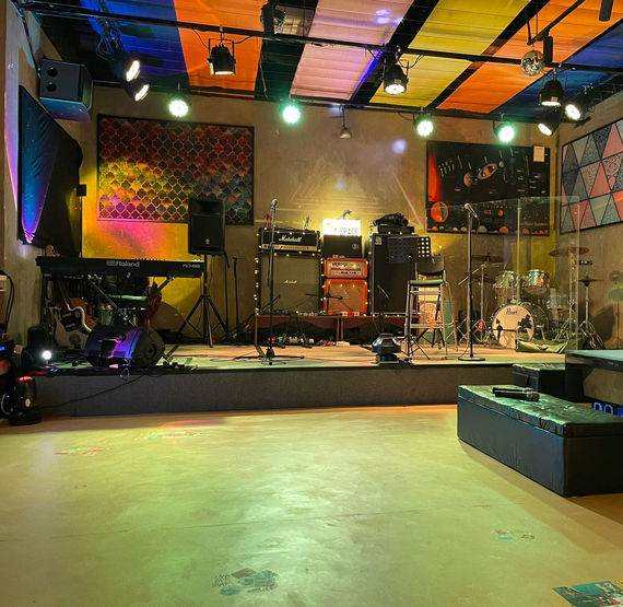 九龍灣「SSKB」Music Party Room